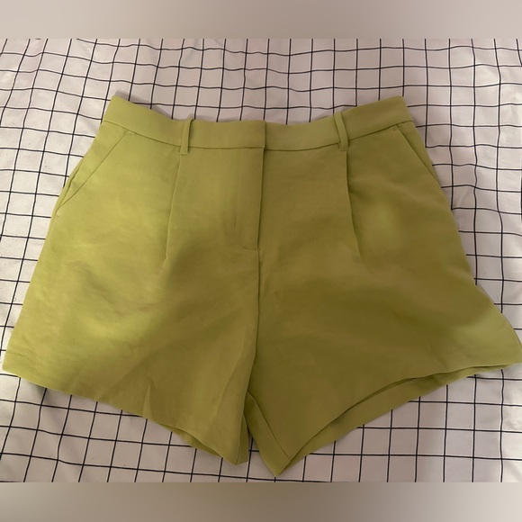 Abercrombie & Fitch Pastel Green Shorts - Picture 1 of 4